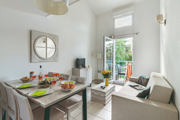 Foto van Duplex vakantiehuis vlakbij het strand - Vakantiehuis in Saint-Palais-sur-Mer - DiningRoom