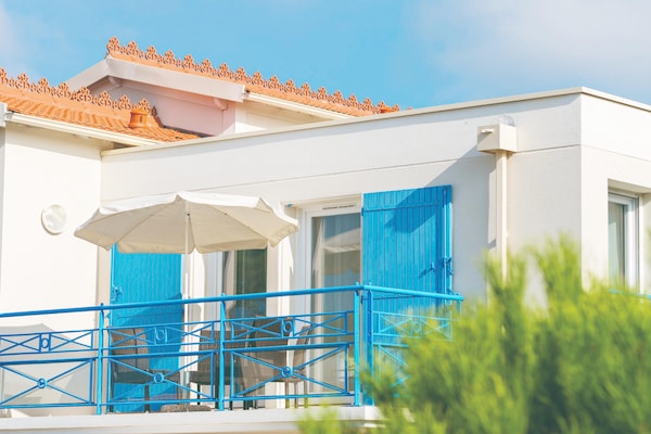 Foto van Duplex-vakantiehuis voor het hele gezin - Vakantiehuis in Saint-Palais-sur-Mer - TerraceBalcony