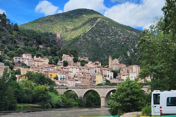 Foto van Villa l'Esquirol met uitzicht en zwembad - Vakantiehuis in Roquebrun - AreaSummer5KM