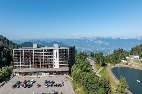 Foto van Appartement met uitzicht op de vallei in Chamrousse - Outdoor
