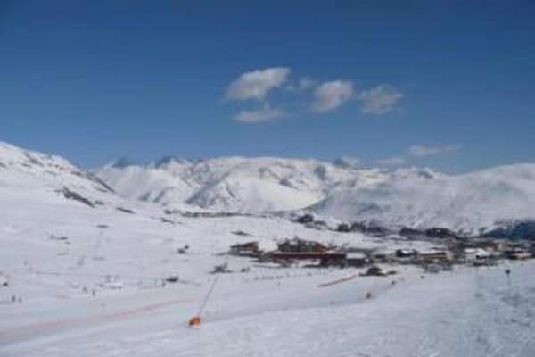 Foto van Appartement in Éclose met Bergzicht - Vakantiehuis in Huez - AreaWinter20KM