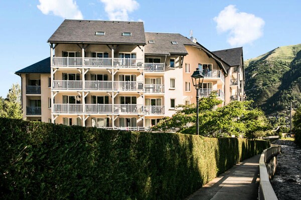 Foto van Appartement in Saint-Lary bij Thermale Baden - Vakantiehuis in ST LARY SOULAN - ExteriorSummer