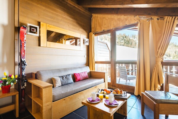 Foto van Alpine duplexwoning voor zes personen - Vakantiehuis in Saint-Lary-Soulan - LivingRoom