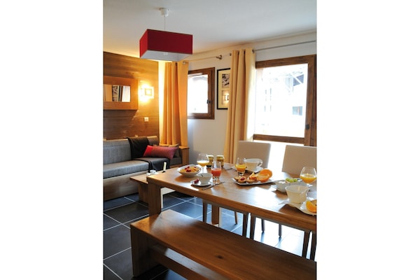 Foto van Alpine duplexwoning voor zes personen - Vakantiehuis in Saint-Lary-Soulan - DiningRoom