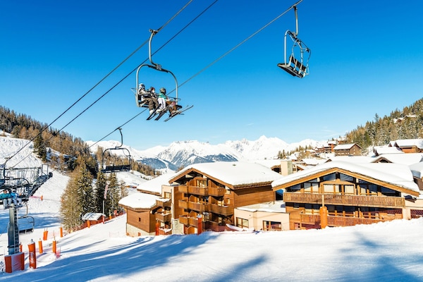 Foto van Alpine duplexwoning voor zes personen - Vakantiehuis in Saint-Lary-Soulan - AreaWinter1KM
