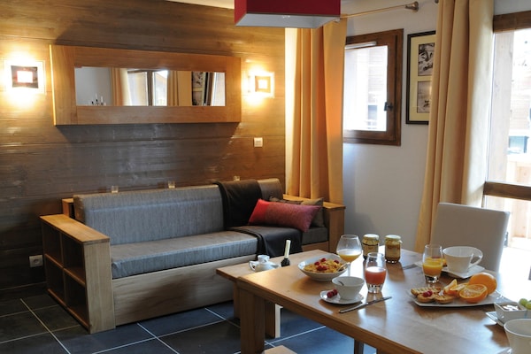 Foto van Alpine duplexwoning voor zes personen - Vakantiehuis in Saint-Lary-Soulan - LivingRoom