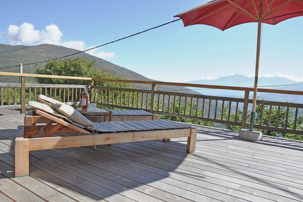 Foto van Villa in Ayguatébia-Talau met Tuin & BBQ - Vakantiehuis in Ayguatebia-Talau - TerraceBalcony