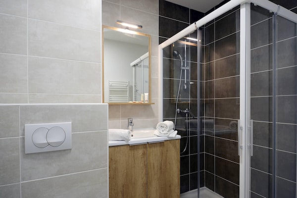 Foto van Mooi appartement bij het strand van Port-Barcarès - BathRoom