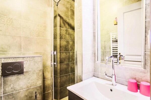 Foto van Wijk La Forêt - Vakantiehuis in Valmorel - BathRoom