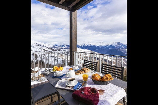 Foto van Appartement in Frankrijk met Sauna & Zwembad - Vakantiehuis in Villarembert - TerraceBalcony