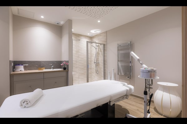 Foto van Appartement in Frankrijk met Sauna & Zwembad - Vakantiehuis in Villarembert - Wellness