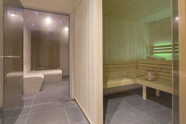 Foto van Ontspannen verblijf bij Alpine Trails - Vakantiehuis in Tignes 1800 - ParkFacilities