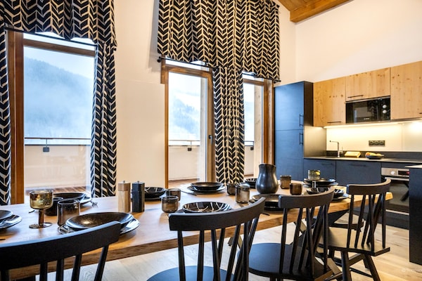 Foto van Appartement in La Chapelle bij Skilift - Vakantiehuis in la Chapelle dabondance - DiningRoom