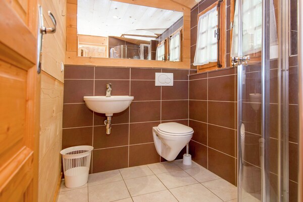 Foto van Chalet in Châtel bij Les Portes du Soleil - Vakantiehuis in Châtel - BathRoom