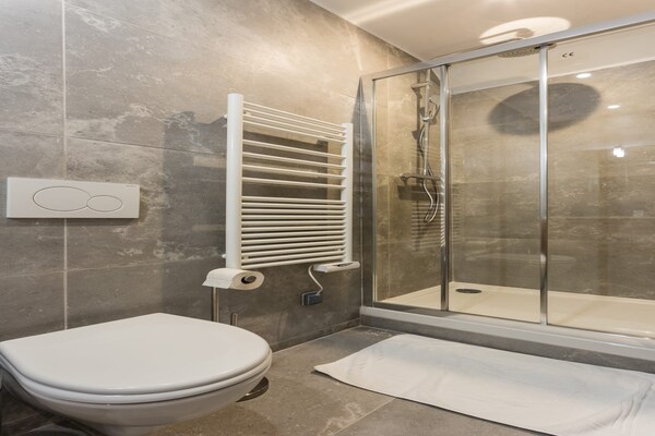 Foto van Elegant appartement - 2BD/6P - Hôtel de Ville - Vakantiehuis in Paris - 