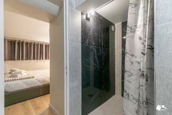 Foto van Duplex appartement 4 slaapkamers/11 plaatsen - Moulin Rouge - Untagged