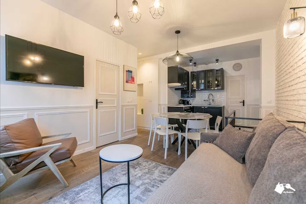 Foto van Duplex appartement met 2 slaapkamers en 6 plaatsen vlakbij de Moulin Rouge. - Untagged