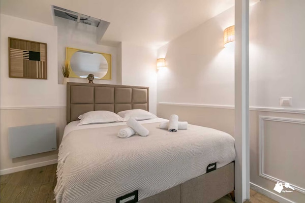 Foto van Duplex appartement met 2 slaapkamers en 6 plaatsen vlakbij de Moulin Rouge. - Untagged
