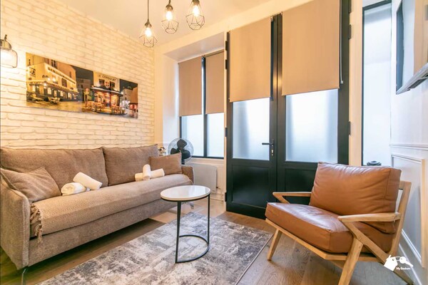 Foto van Duplex appartement met 2 slaapkamers en 6 plaatsen vlakbij de Moulin Rouge. - Untagged