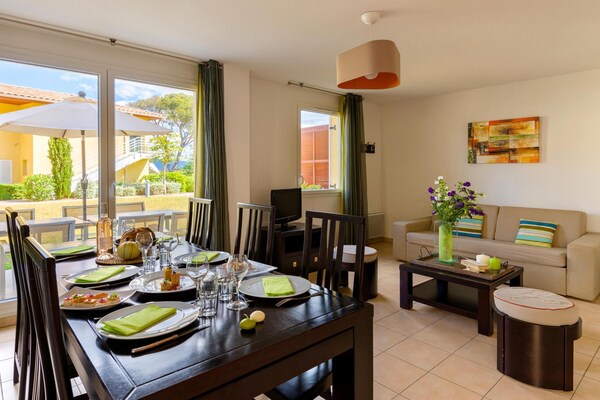 Foto van Duplexwoning in Six-Fours-les-Plages - Vakantiehuis in Six-Fours-les-Plages - LivingRoom