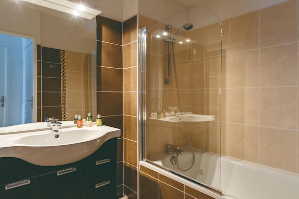 Foto van Duplexwoning in Six-Fours-les-Plages - Vakantiehuis in Six-Fours-les-Plages - BathRoom