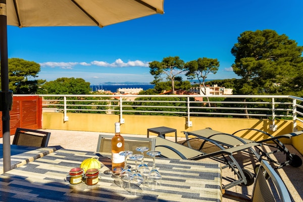 Foto van Duplexwoning in Six-Fours-les-Plages - Vakantiehuis in Six-Fours-les-Plages - TerraceBalcony