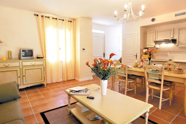 Foto van Duplexwoning voor 6 personen met zwembad - Vakantiehuis in Fayence - DiningRoom