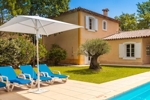 Foto van Dorpsduplex voor 8 personen met spa - Vakantiehuis in Fayence - ExteriorSummer