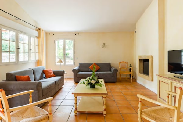 Foto van Dorpsduplex voor 8 personen met spa - Vakantiehuis in Fayence - LivingRoom