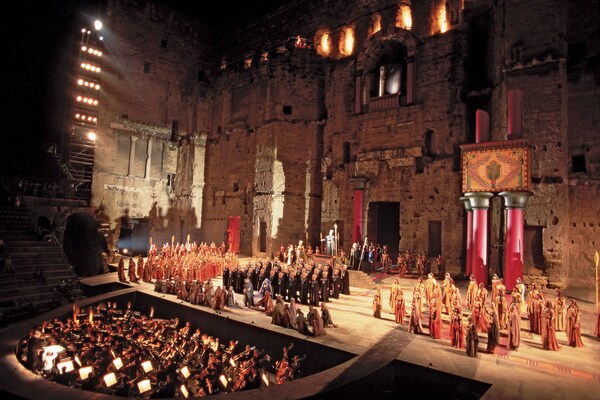 Foto van Landhuis in Provence met Zwembad & Dorp - Vakantiehuis in Valréas - Ambiance