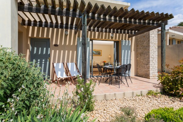 Foto van Rustig verblijf nabij Luberon - Vakantiehuis in Saumane de Vaucluse - TerraceBalcony