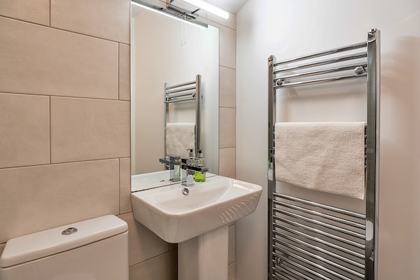 Foto van Charmant huis in Saltash bij Whitsand Bay - Vakantiehuis in Saltash - BathRoom