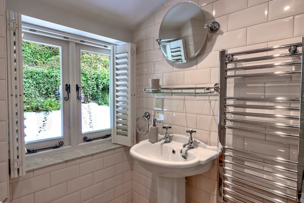Foto van Exmoor Retreat vlakbij de haven - Vakantiehuis in Lynmouth - BathRoom