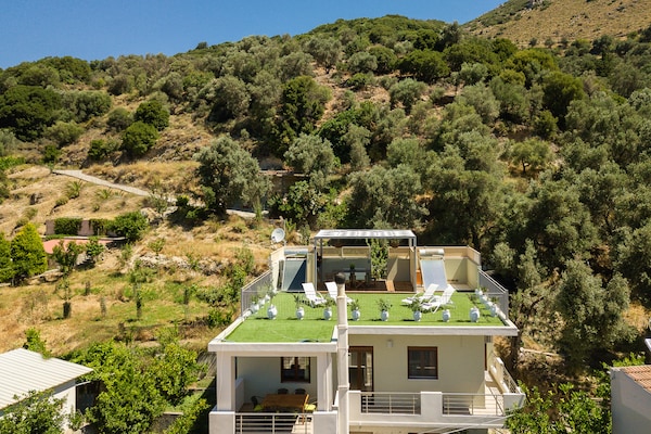 Foto van Huis in Spili met Uitzicht op Bergen - Vakantiehuis in Spili - Outdoor