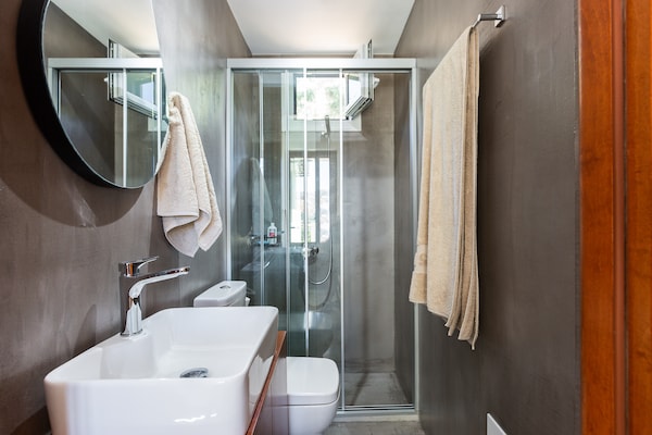Foto van Huis in Spili met Uitzicht op Bergen - Vakantiehuis in Spili - BathRoom