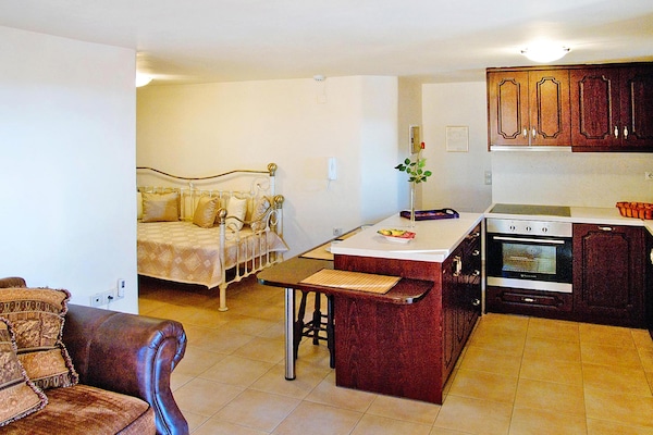 Foto van Kretaanse villa vlakbij het strand voor 10 - Vakantiehuis in Kondomari - Kitchen