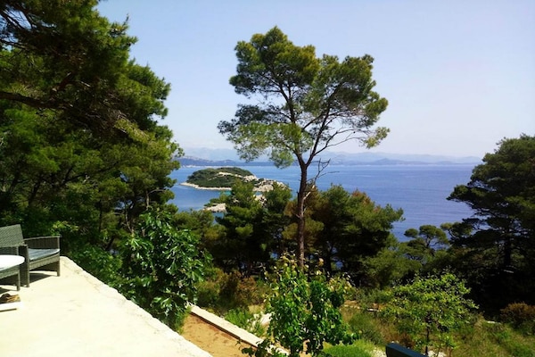 Foto van Apartments Matuško Mljet - Two-Bedroom Apartment with Terrace and Sea View - View