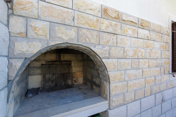 Foto van Apartments Sunrise ( Duilovo ) -Three Bedroom Apartment with Sea View Terrace - Outdoor