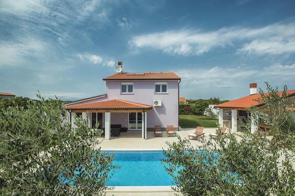 Foto van Appartement in Kroatië bij het Strand - Vakantiehuis in Pula - ExteriorSummer