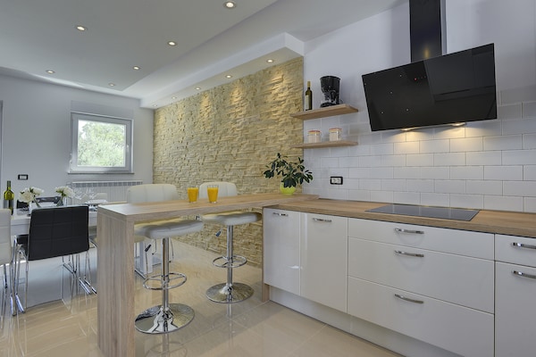 Foto van Appartement in Kroatië bij het Strand - Vakantiehuis in Pula - Kitchen