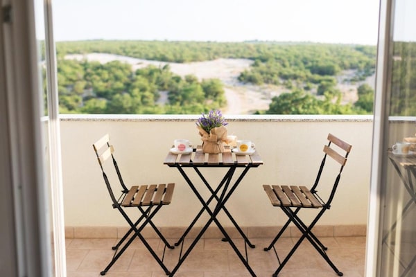 Foto van Apartments Mistral - Three Bedroom Apartment with Balcony and Shared Pool - TerraceBalcony