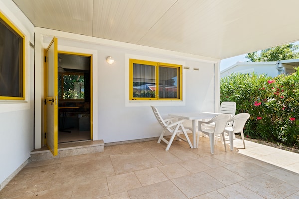 Foto van Stacaravan in Banjole bij Strand Centinera - Vakantiehuis in Banjole - TerraceBalcony