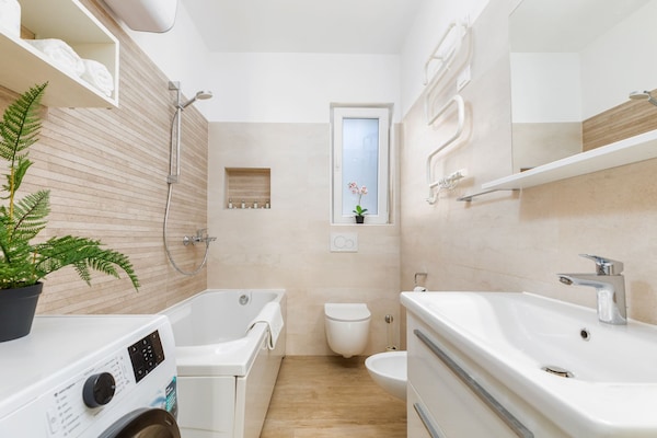 Foto van Villa in Pula bij Romeins Amphitheater - Vakantiehuis in Pula - BathRoom