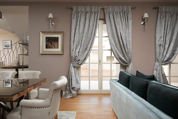 Foto van Villa met 4 slaapkamers en zwembad in Vabriga - Vakantiehuis in Vabriga - LivingRoom