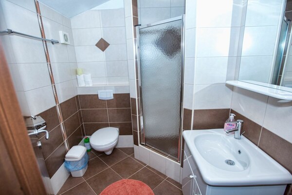 Foto van Dario - Top 5 appartementen - Vakantiehuis in Karlobag - Untagged