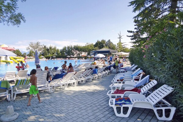 Foto van Stacaravan op vakantiepark Bella italia - Vakantiehuis in Peschiera - WaterView
