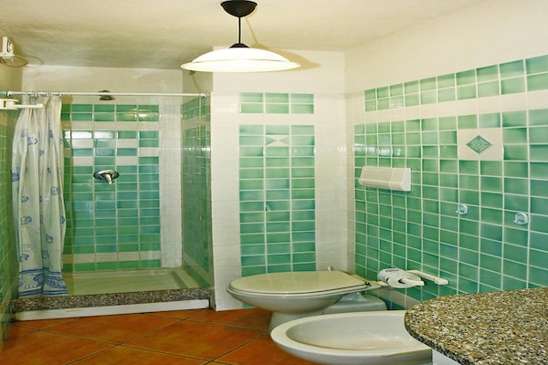 Foto van Comfortabel huis nabij het Grevelingemeer - Vakantiehuis in Loiri - BathRoom