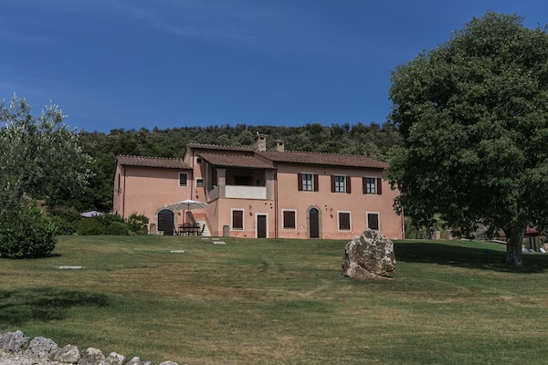 Foto van Boerderij in Montoro bij Kasteel - Vakantiehuis in Montoro - ExteriorSummer