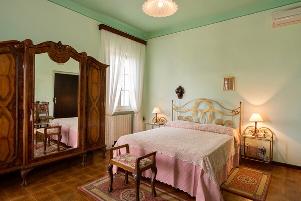 Foto van Villa in Città della Pieve bij Meer - Vakantiehuis in Città Della Pieve - BedRoom