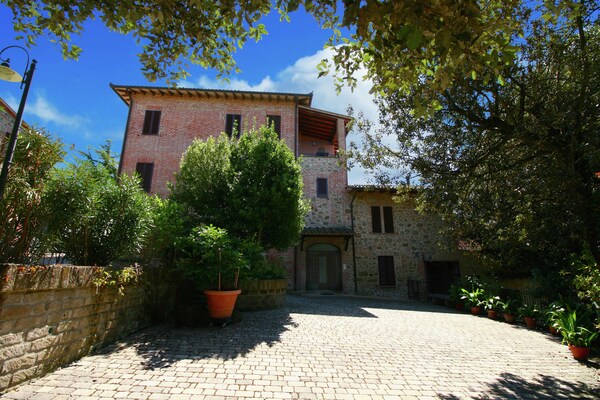Foto van Villa in Città della Pieve bij Meer - Vakantiehuis in Città Della Pieve - ExteriorSummer